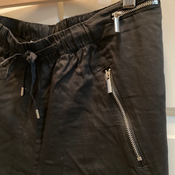 Soft joggers with zip detail - Picture 3 of 5